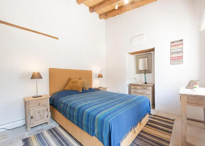The Carob Tree Villa - Rustic Luxury Home With Access To Pool And Restaurant