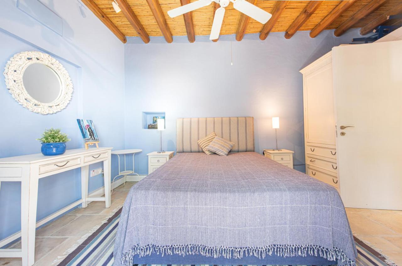 The Carob Tree - Rustic Luxury With Access To Pool And Restaurant * Larnaka